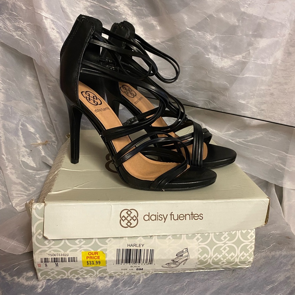 Daisy Fuentes Black Harley High Heels Size 8 New